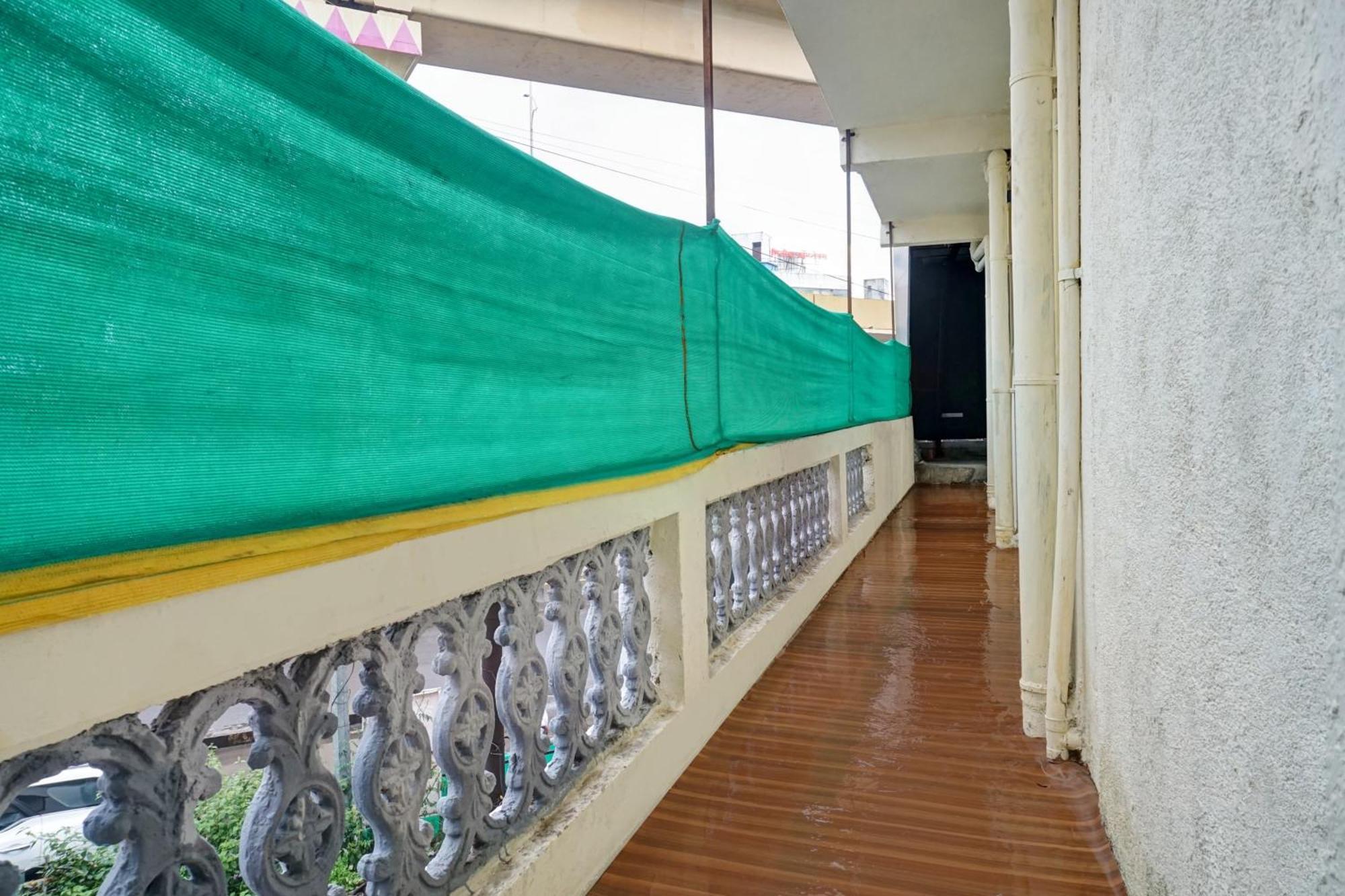 Hotel O Metro View Pimpri-Chinchwad Bagian luar foto